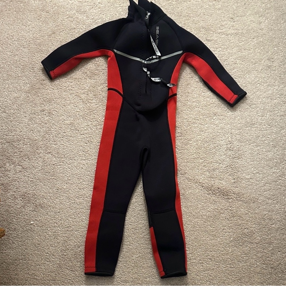 Seaskin Kids Full Wetsuit in Black and Red Neoprene - Picture 3 of 6